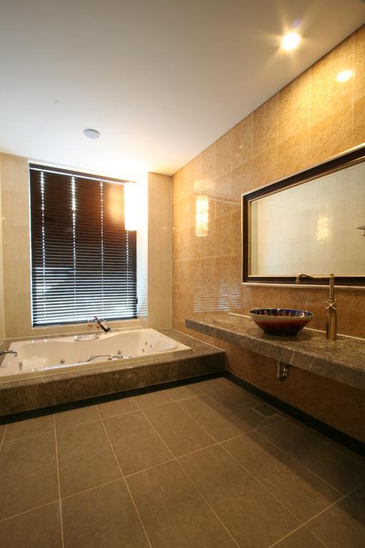 Wiz Hotel พาจู ภายนอก รูปภาพ