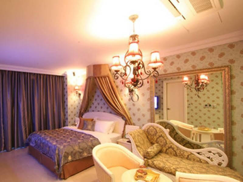 Wiz Hotel พาจู ภายนอก รูปภาพ
