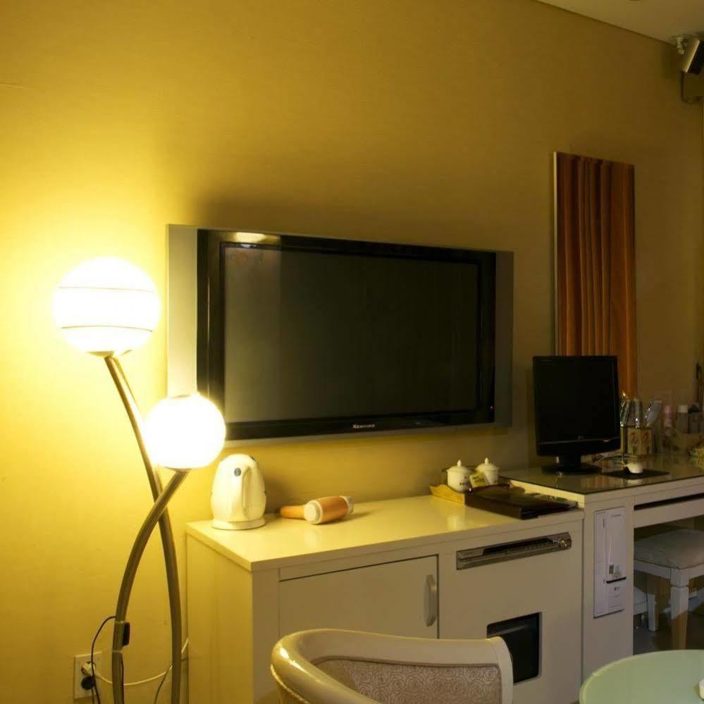 Wiz Hotel พาจู ภายนอก รูปภาพ