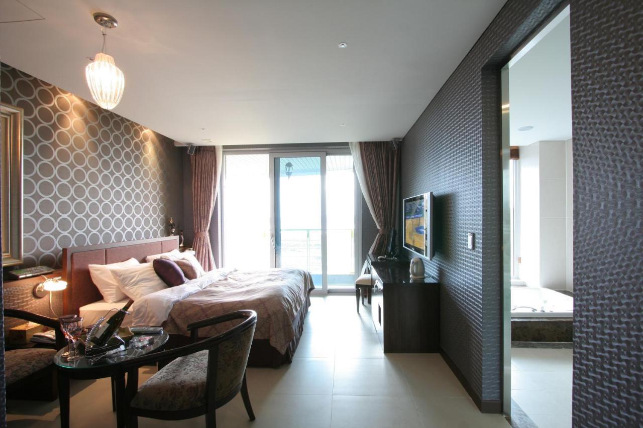 Wiz Hotel พาจู ภายนอก รูปภาพ
